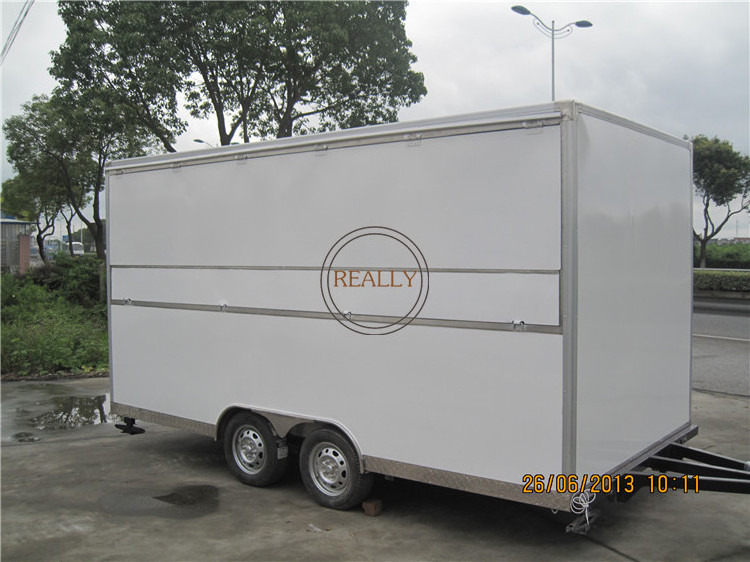 2024 Mobile Food Kiosk/Mobile Coffee Shop with wheels design pizza food cart for sale