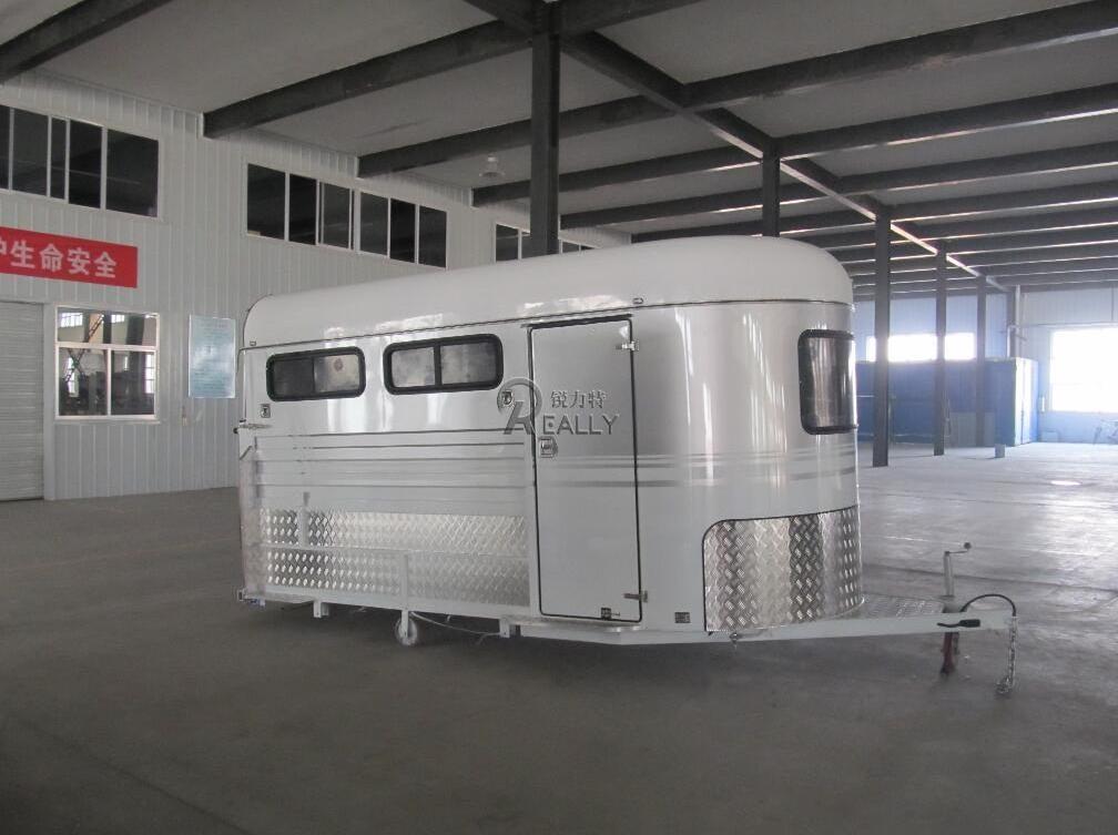 New Product Black Horse Trailers For Sale Transportation Truck 3 Angle Floats Fiberglass Floor Box Trailer