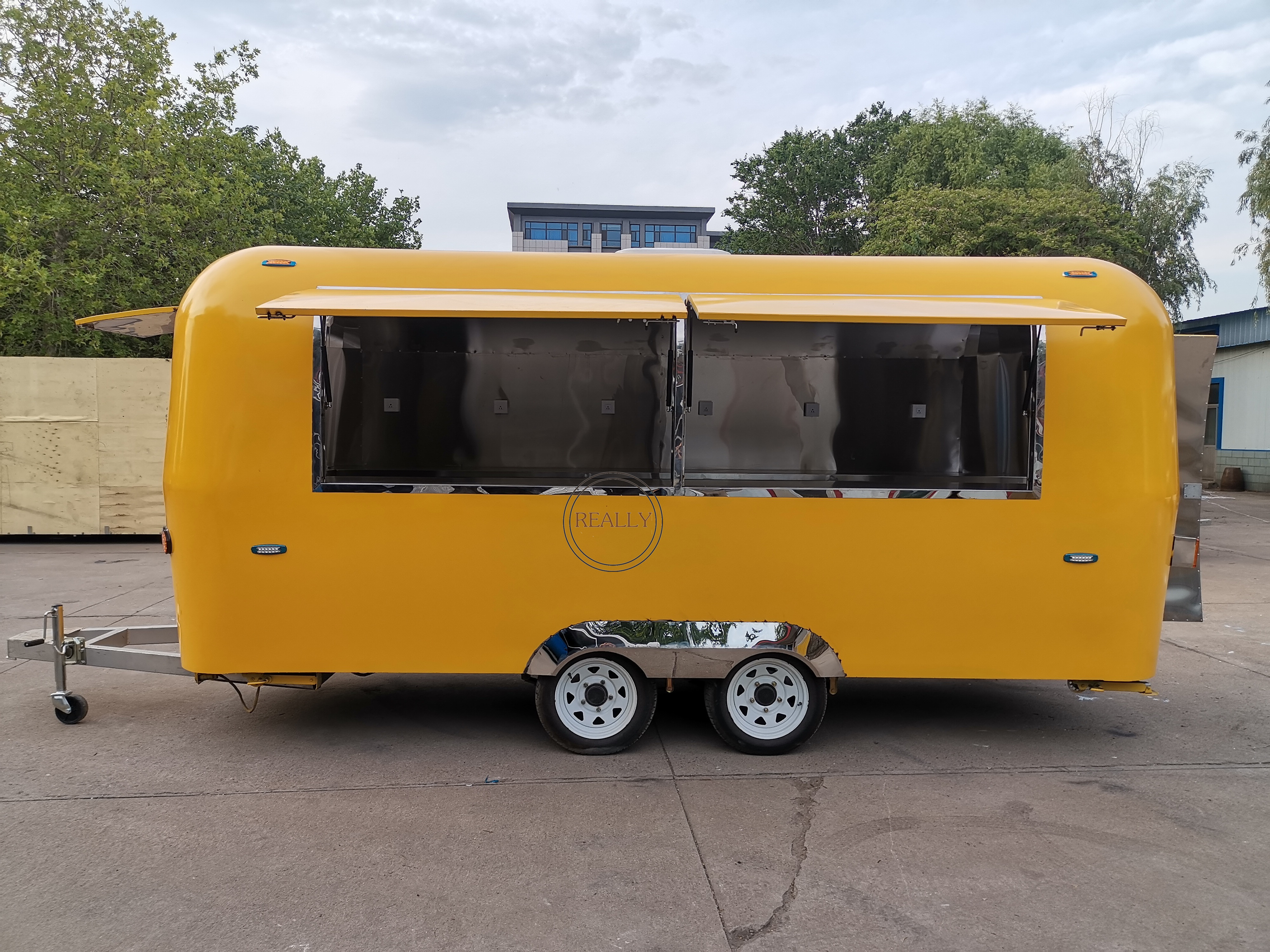 Fully Equipped Mobile Food Truck Purchase For Sale In Usa Customized Airstream Mobile Coffee Ice Cream Fast Food Trailer