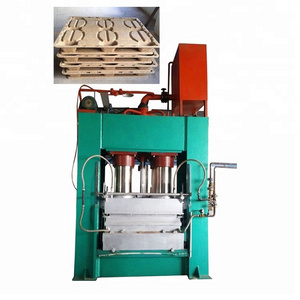 compressed waste wood pallet price / compressed sawdust pallet machine