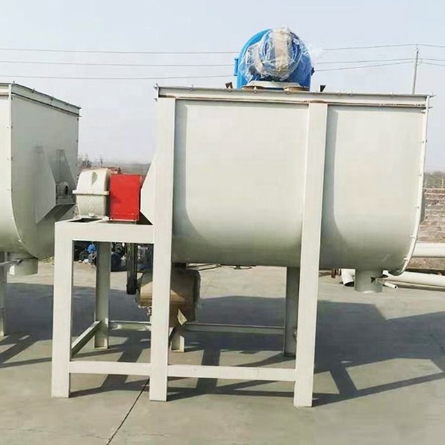 220v Horizontal Feed Mixer and Grinder Self Feeding Mixer Poultry Feed Mixing Machine Kenya