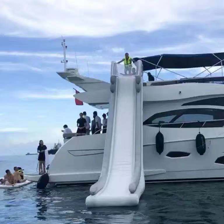 Popular Giant Inflatable Yachts Pontoon Boat Slide Houseboat Slide Water Games Inflatable Floating Yacht Water Slide