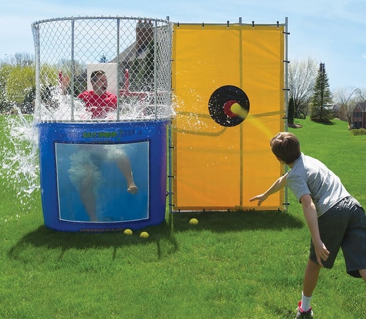 Popular backyard dunking machine dunk tank , water dunk tank, splash dunk tank