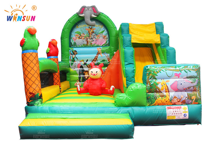 Fashion Popular Animal World Inflatable Combo Jumping Castle Bounce House For Kids Adults