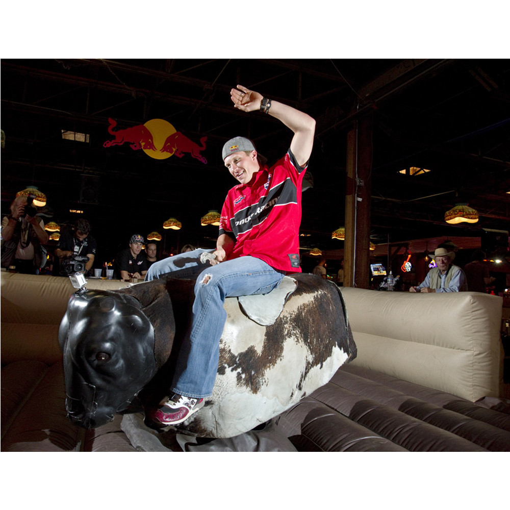 Crazy Bull Ride Machine,Bull Riding Machine For Sale,Hot Sale Inflatable Mechanical Bull