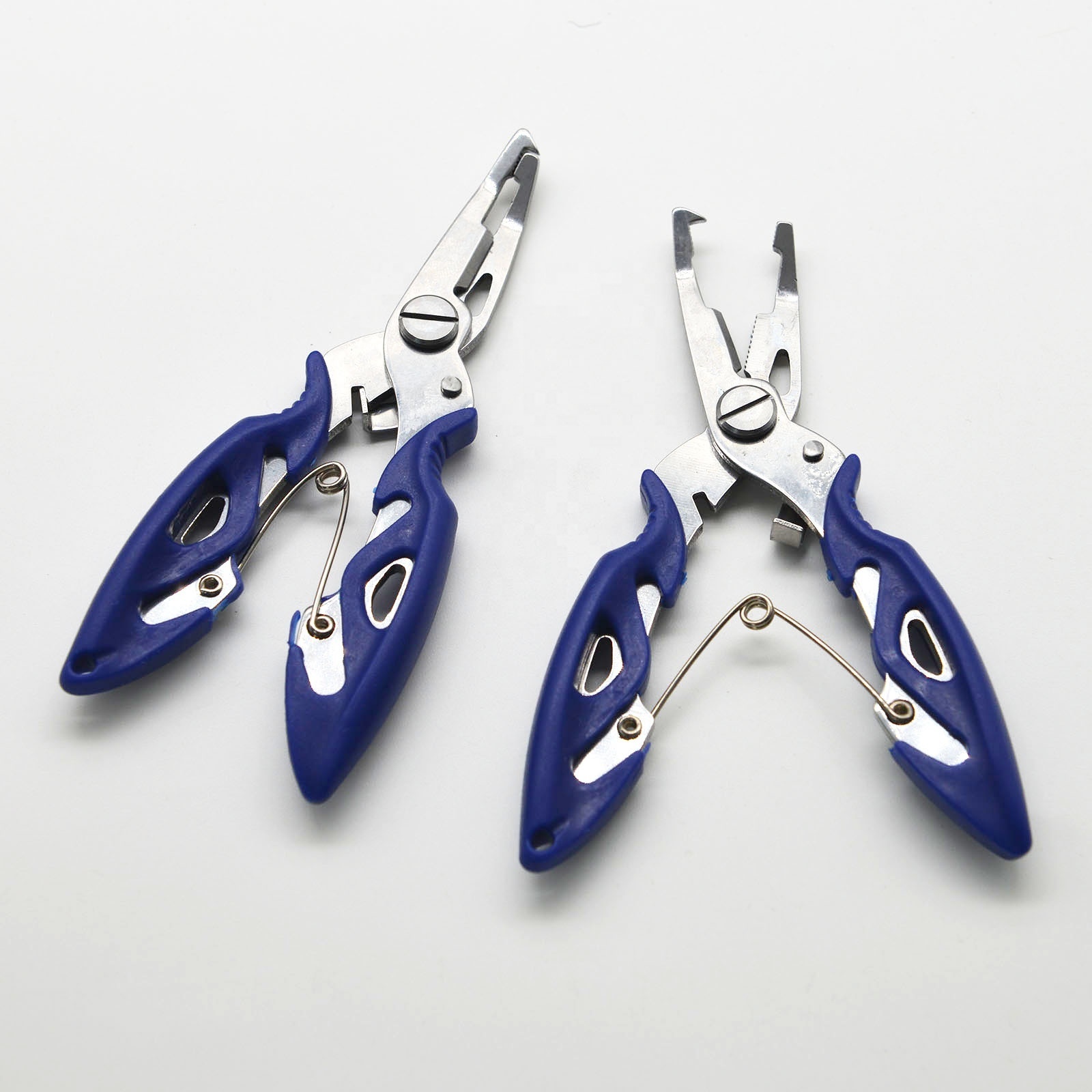 New Arrived  Full Colors Small Fishing Pliers Stainless Steel OEM 124mm*47mm 45g Control Fish Clamp Device