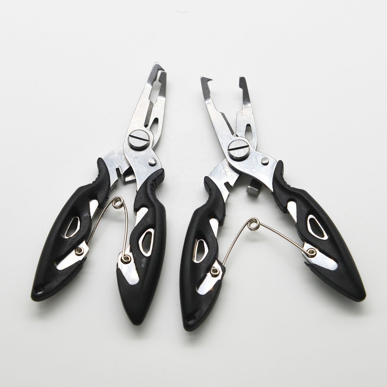 New Arrived  Full Colors Small Fishing Pliers Stainless Steel OEM 124mm*47mm 45g Control Fish Clamp Device