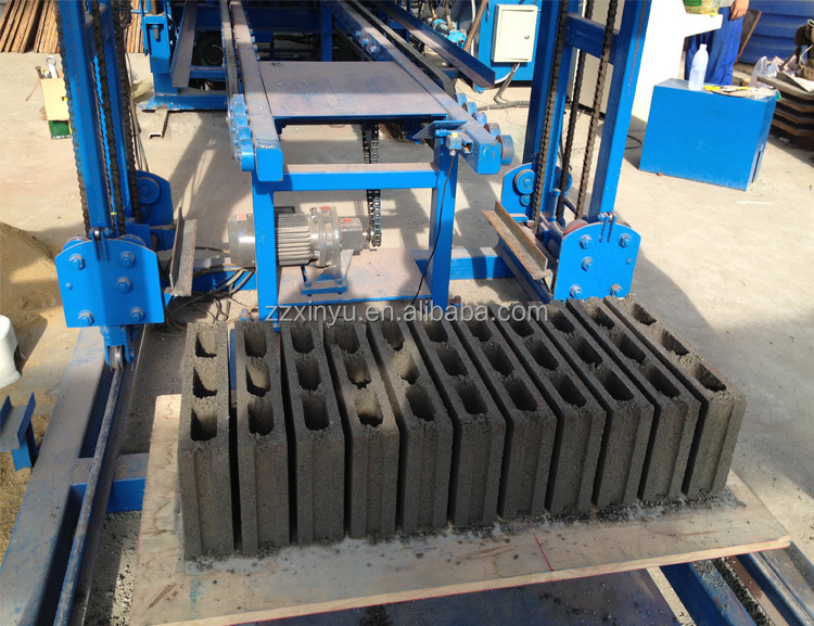 QT4-15 Fully automatic interlocking block making machine precast concrete block forms