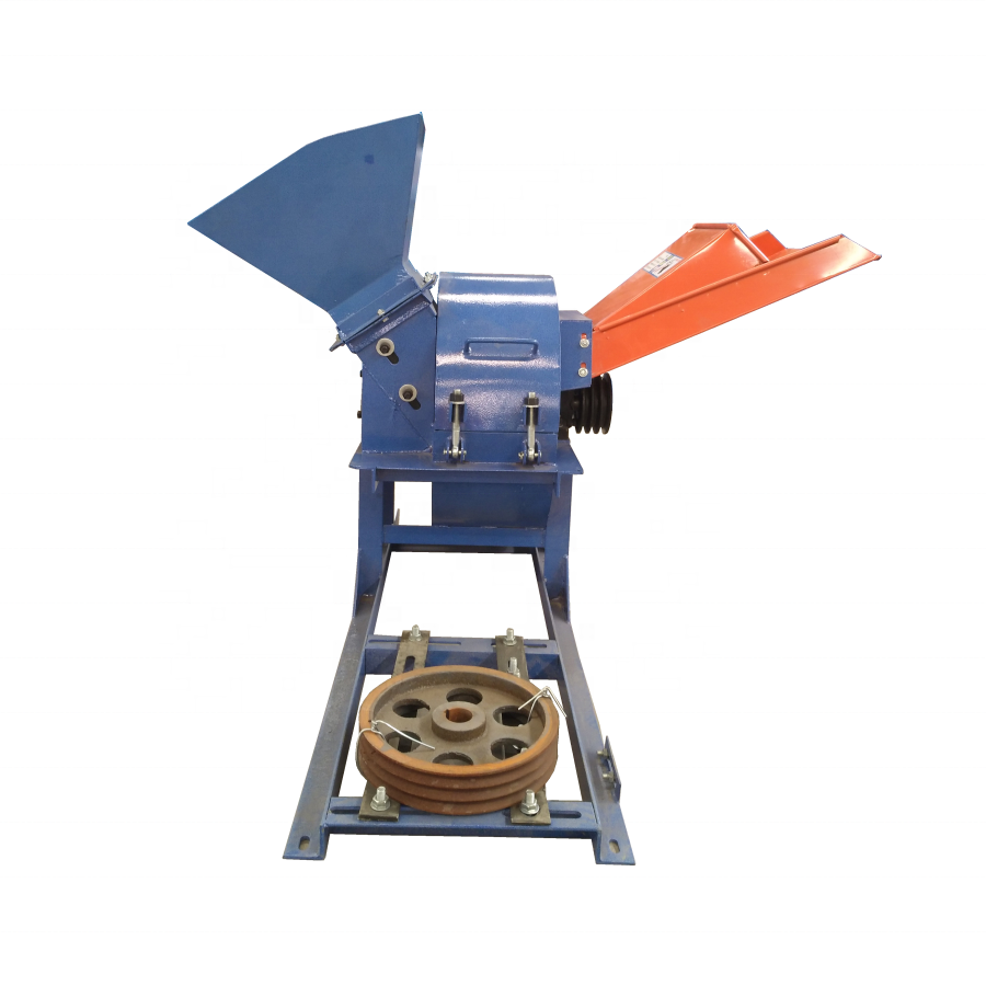 Coconut Shell Grinding Diesel Wood Sawdust Crushing Machine Waste Wood Crusher Machine For Biochar Pellet