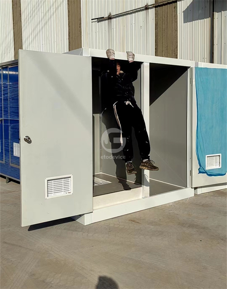 Luxury Portable Camping Toilet Steel Structure Portable Restroom for Sale