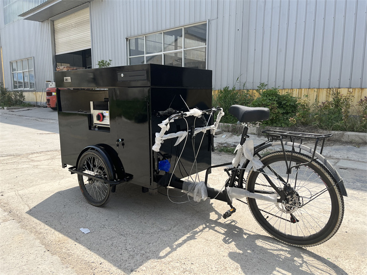 Food Bike With Grill Fryer For Crepe Waffle Motorcycle 3 Wheel Hot Dog Tricycle Cart Mobile Coffee Food Vending Cart