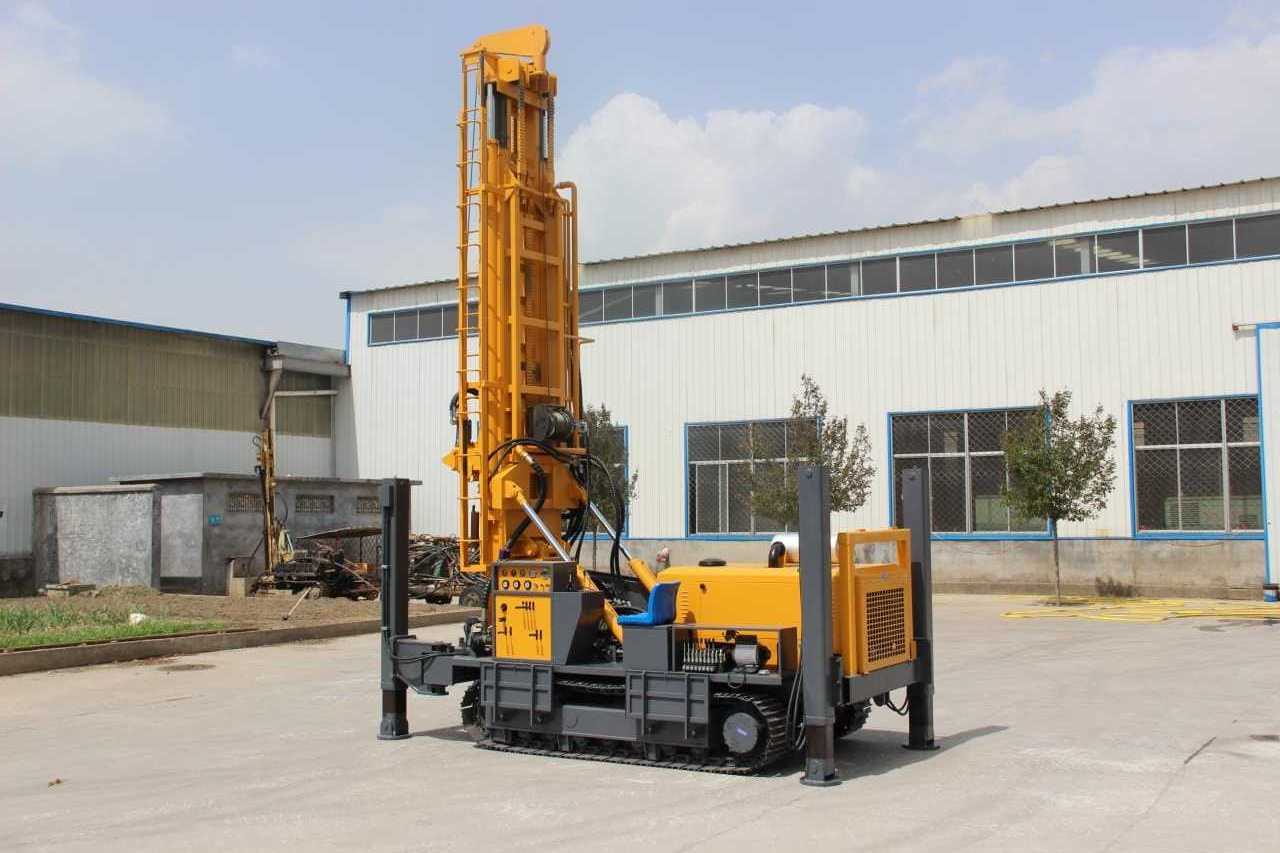 Driller Land Drilling Crawler Hydraul Drill Rig for Water Well