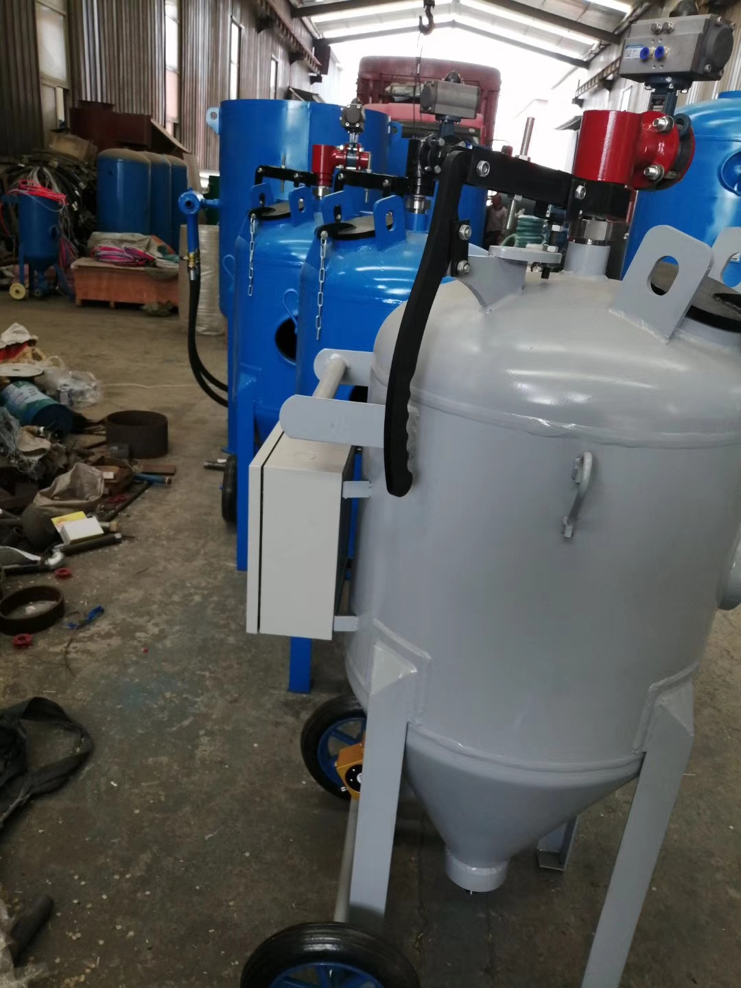 Dust Free Sandbaster Sandblasting Machine Price Commercial Sandblaster For Sale