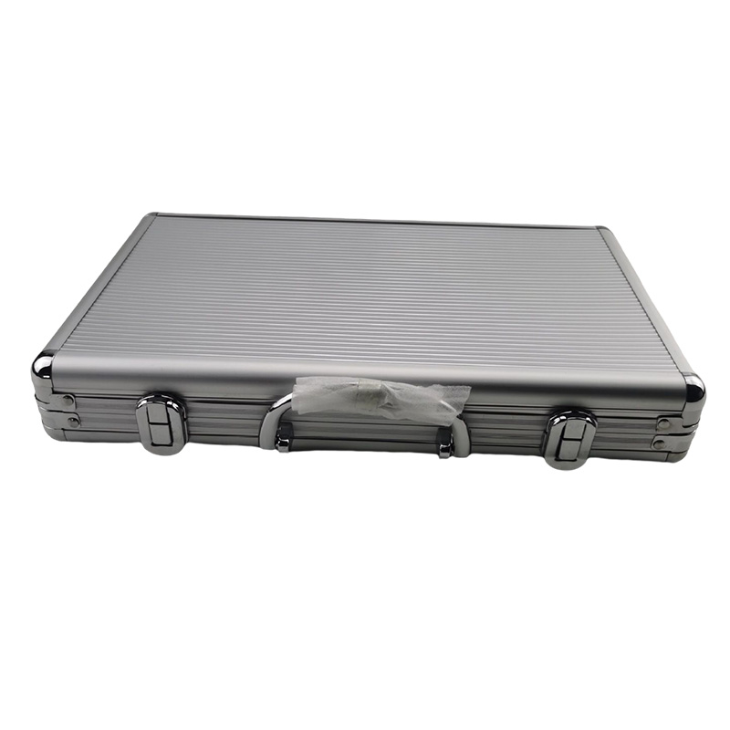 Aluminum Chess Carrying Case with Rounded Corners