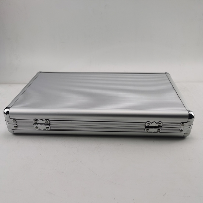 Aluminum Chess Carrying Case with Rounded Corners