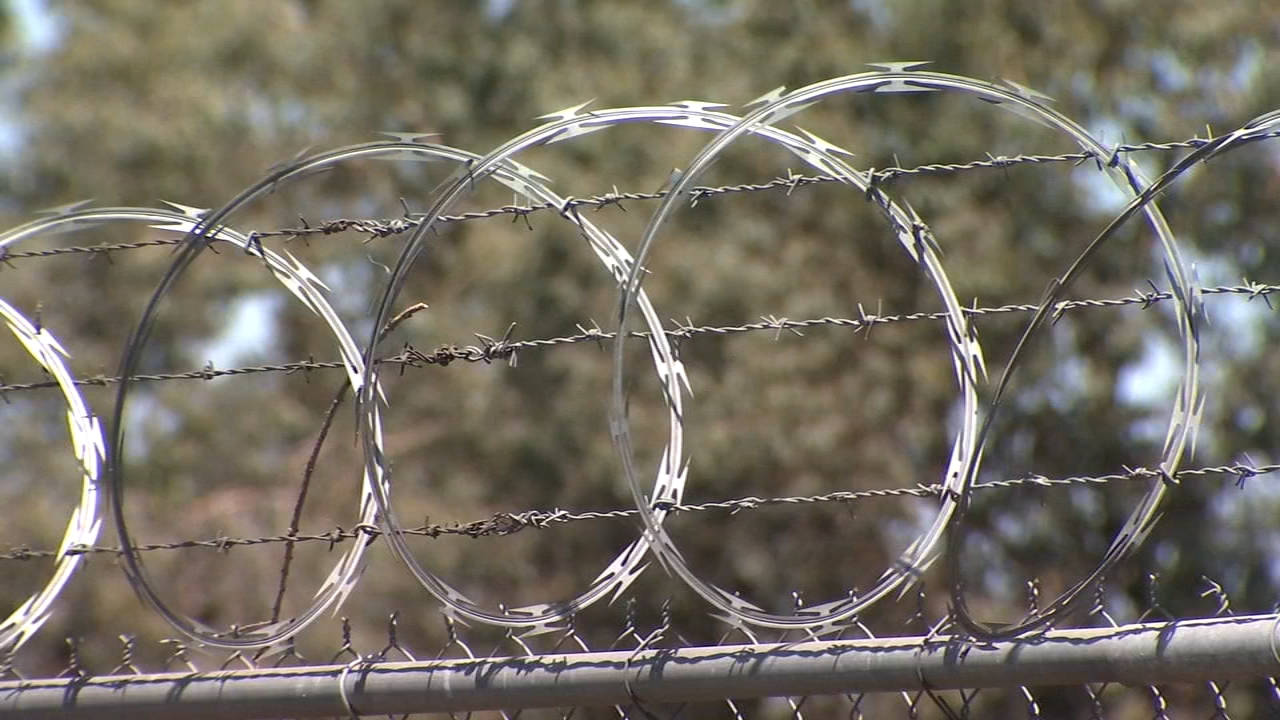 razor wire fence