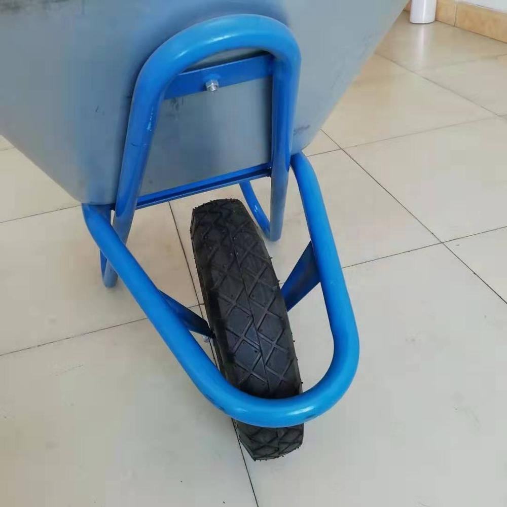 65L Metal Wheel barrow with Load 150kg for Russian Market