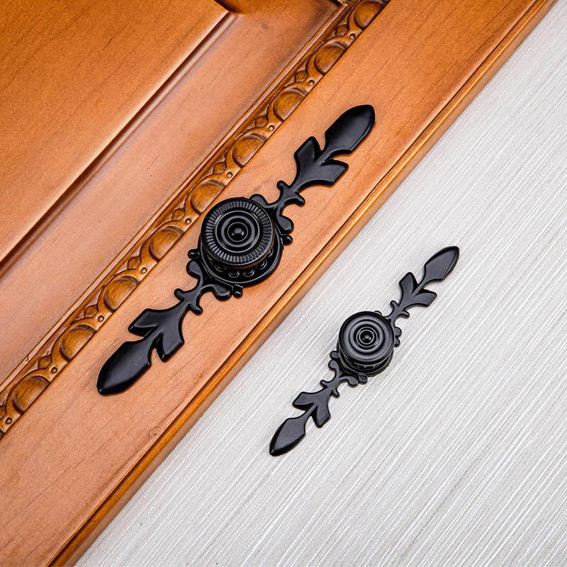 European Antique Luxury Single Hole Pull Handle Cabinet Door Metal Handle