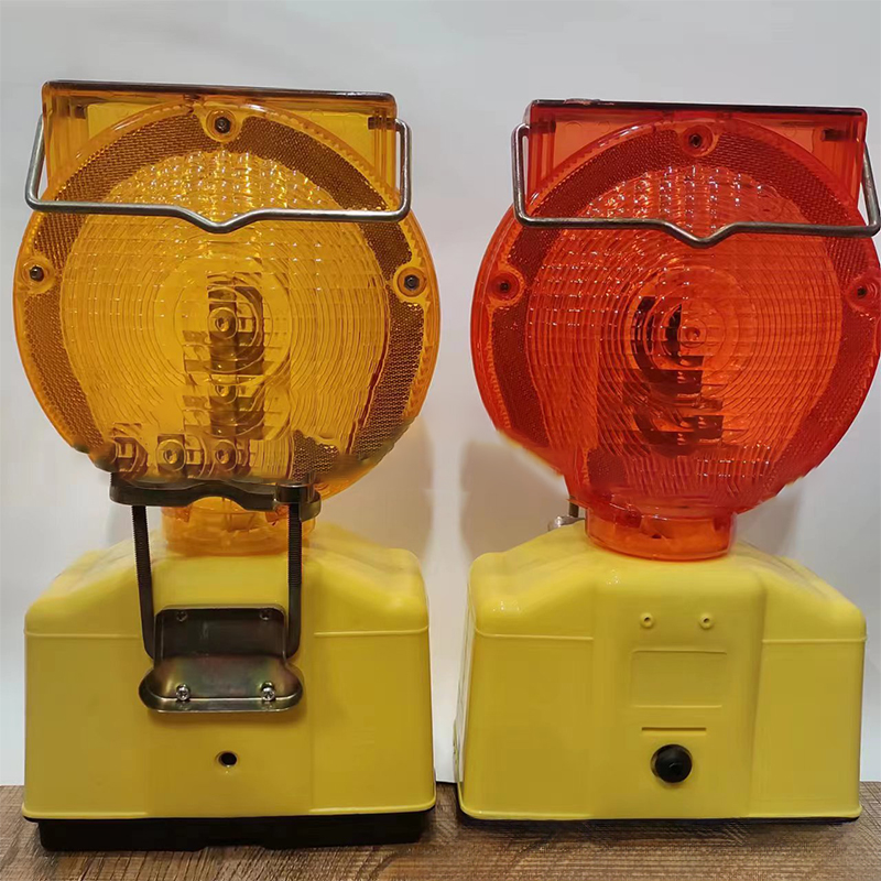 LED Traffic Road Safety Solar Warning Flasher Plastic Road Warning Barricade Light