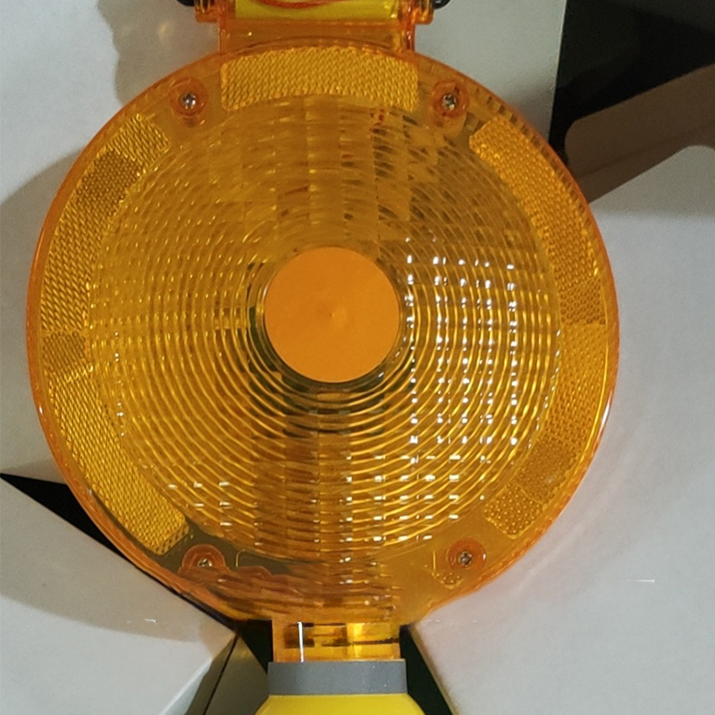 Good Price Road Safety Solar Blinker Lamp Amber Flashing Barricade Warning Traffic Light